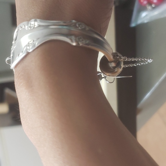 TWISTED SISTERS SILVER SPOON BRACELET - Picture 3 of 6